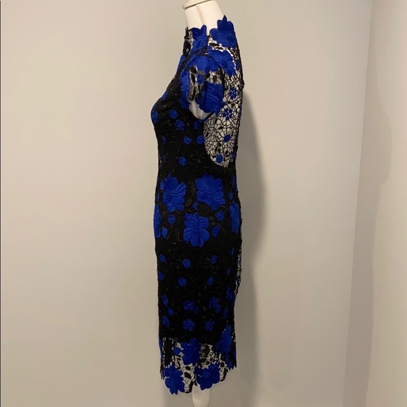 Laundry by Shelli Segal Mock-Neck Lace Web Dress - Picture 9 of 15